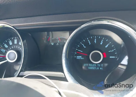 2014 Ford Mustang V6 из США, поврежденный, VIN 1ZVBP8AM9E5252163